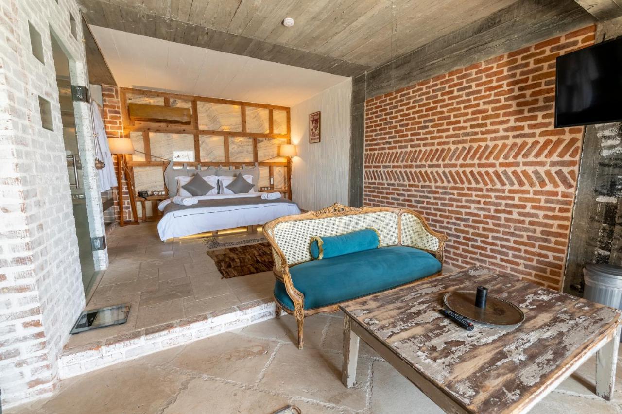Oeluedeniz Loft - Adults Only Hotell Exteriör bild